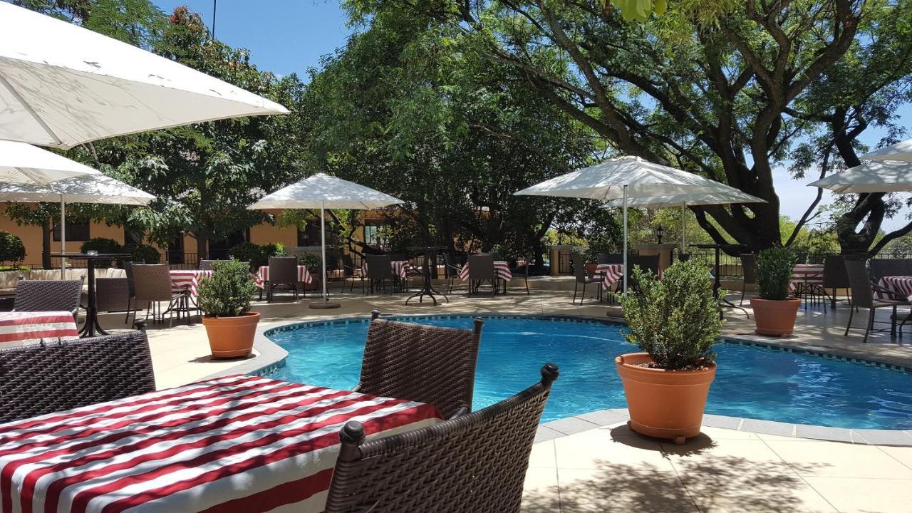Black Eagle Hotel & Spa Roodepoort Luaran gambar
